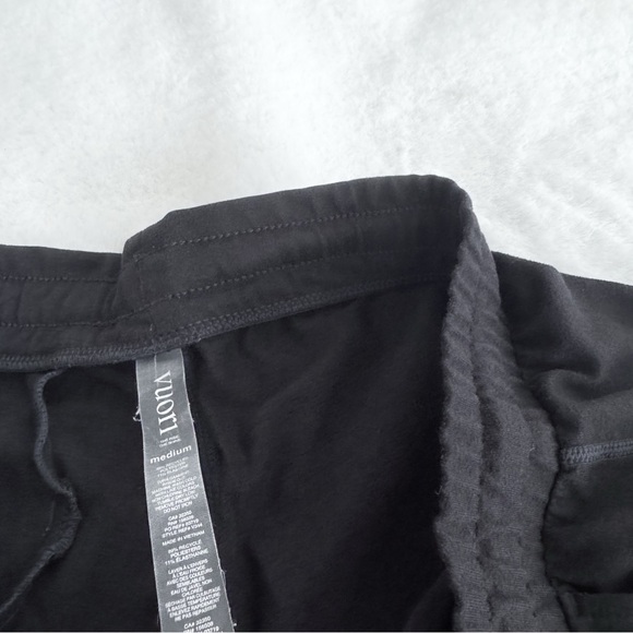 Vuori Ponto Performance Short 7" Dark Gray - Picture 5 of 8